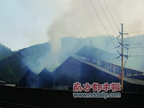 亚洲最大硅厂工人“集体尘肺病”调查